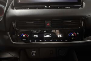 Nissan Qashqai esikatselu 26