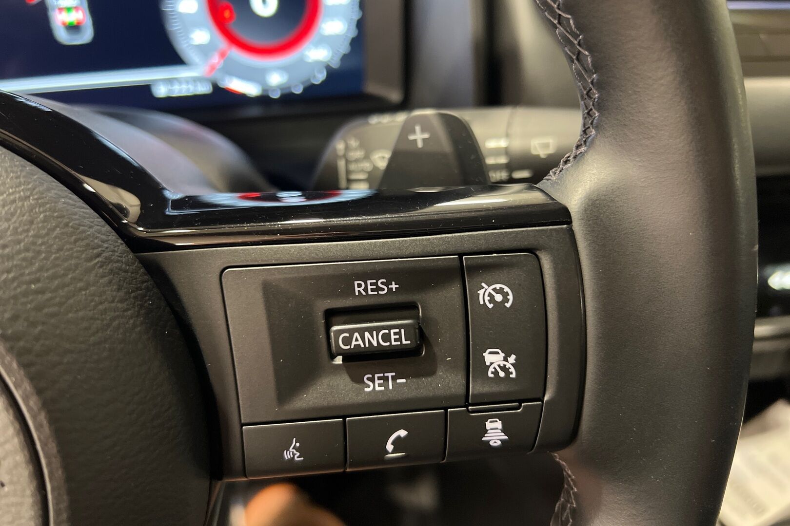 Nissan Qashqai iso kuva 13