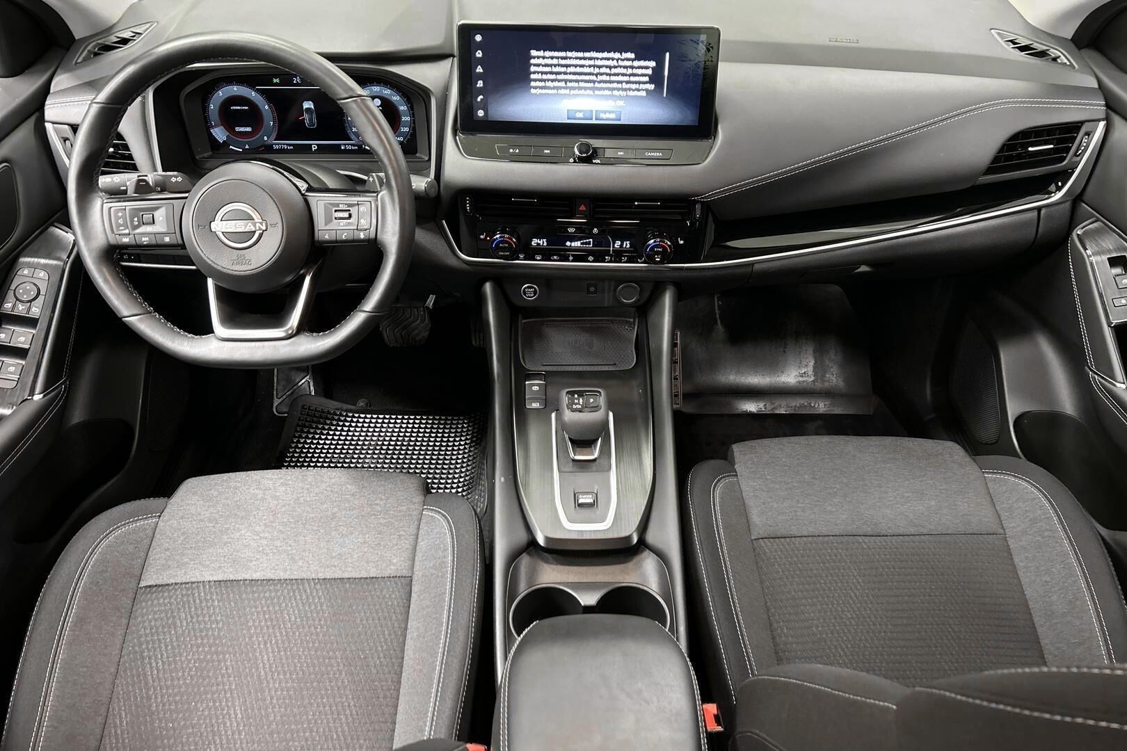 Nissan Qashqai iso kuva 7