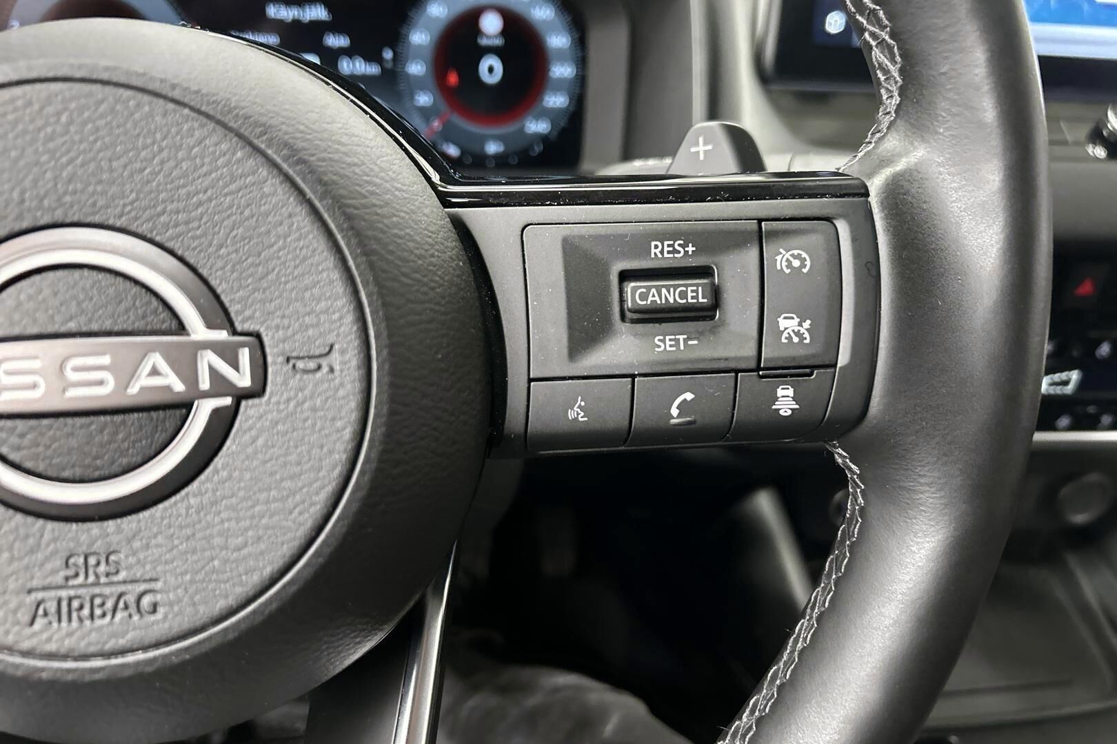 Nissan Qashqai iso kuva 22