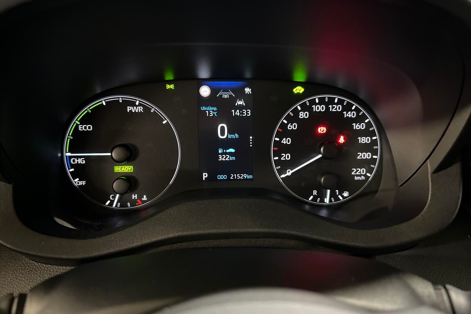 Toyota Yaris iso kuva 13