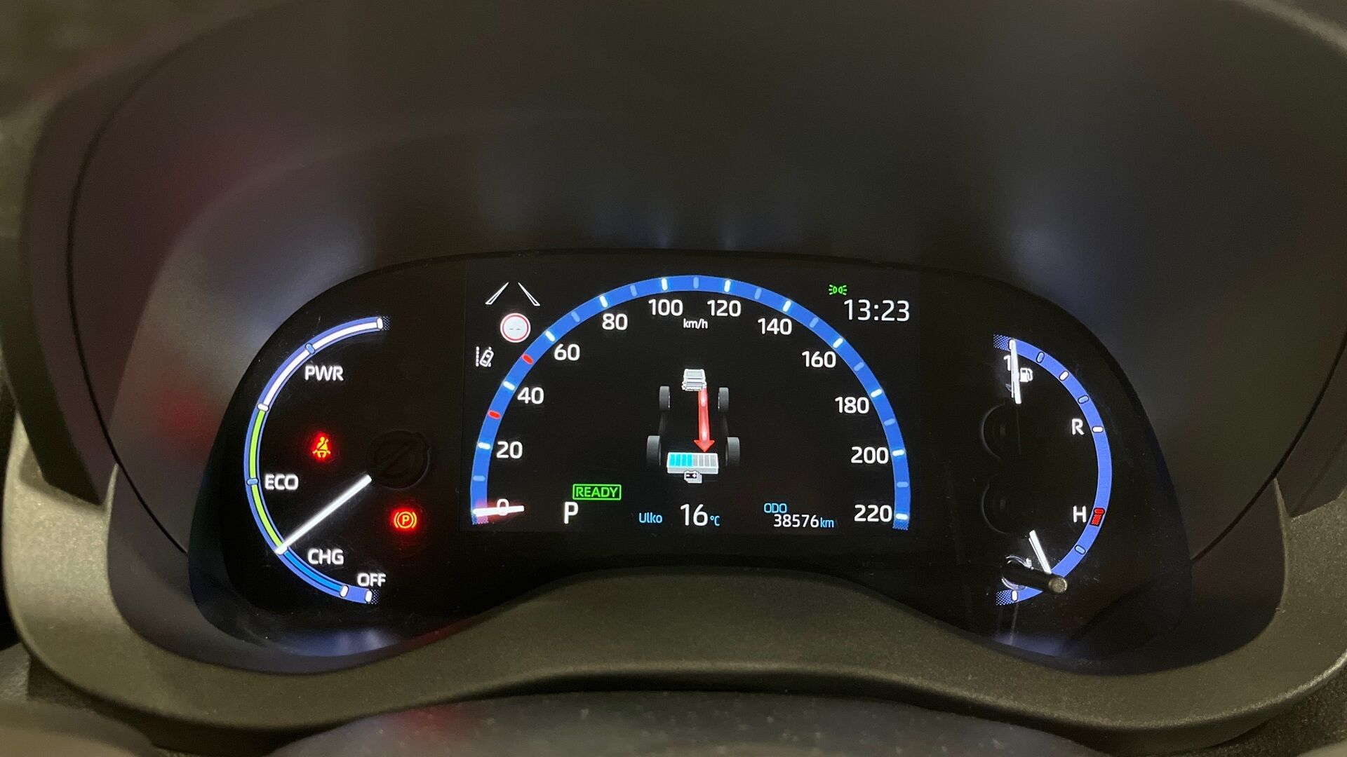 Toyota Yaris Cross iso kuva 12