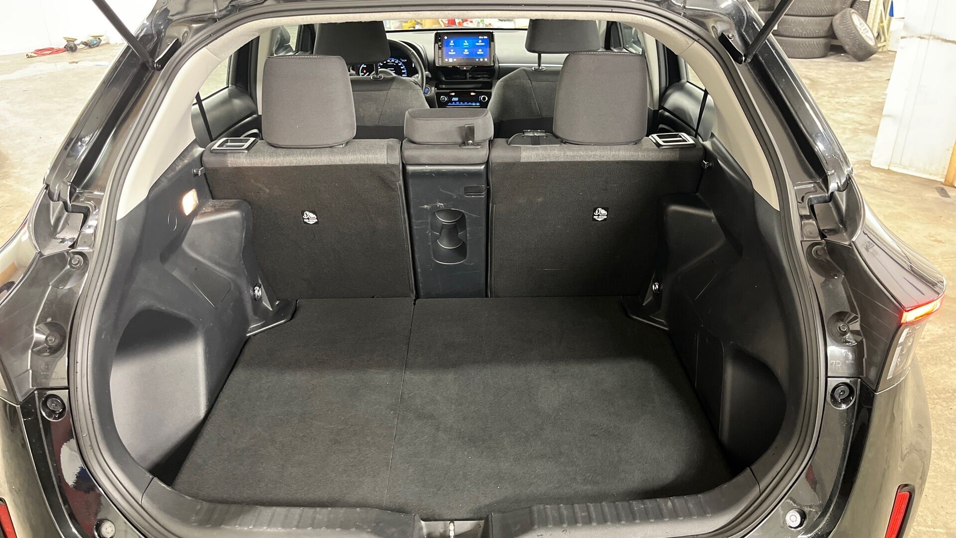 Toyota Yaris Cross iso kuva 14