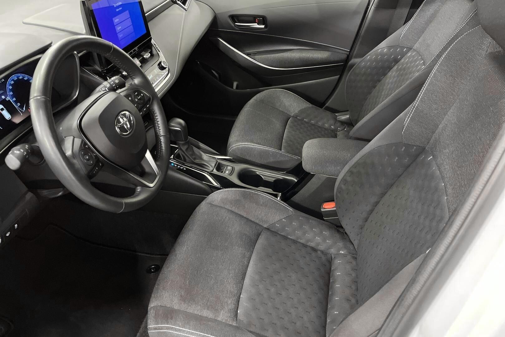 Toyota Corolla iso kuva 7