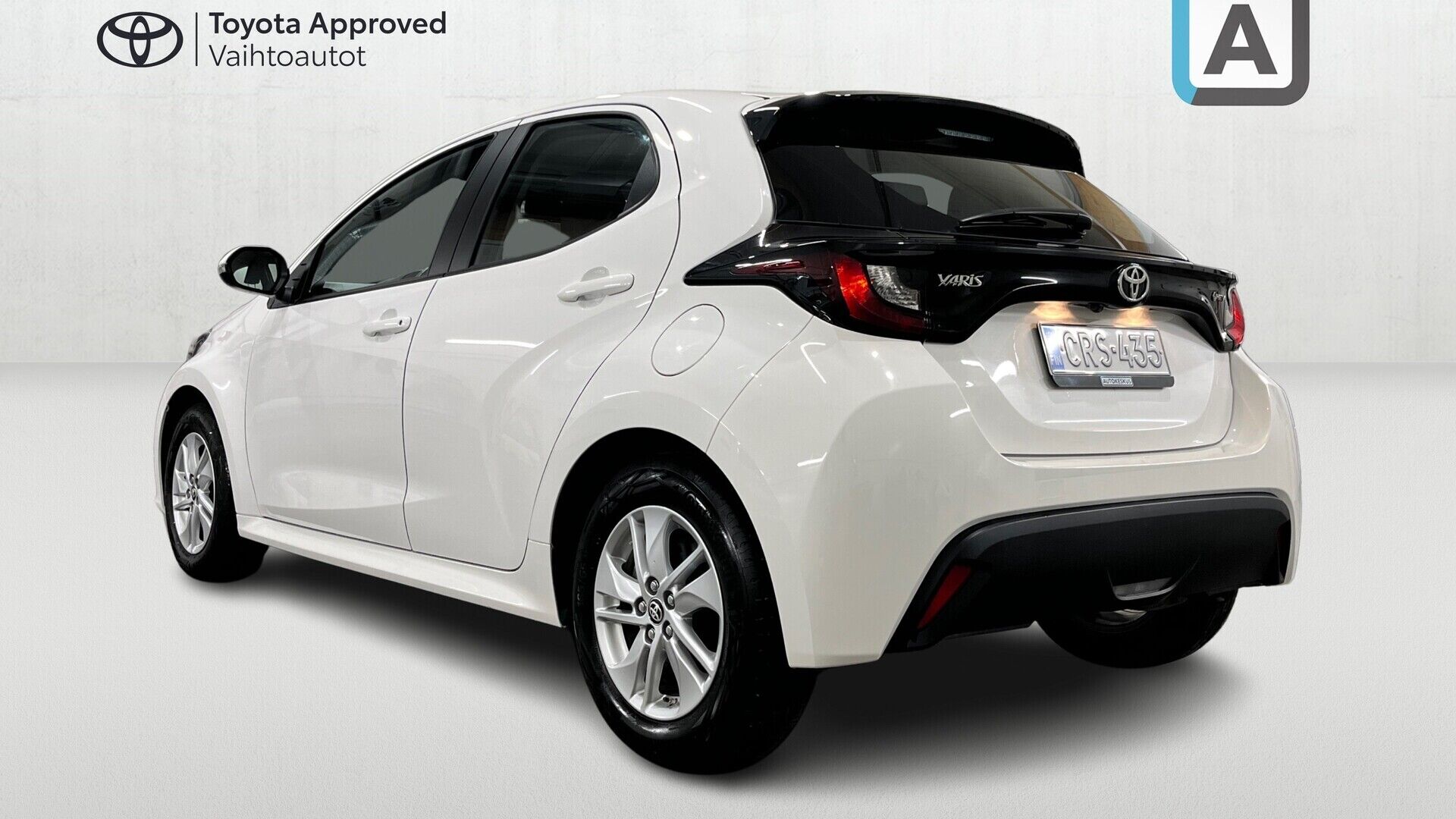 Toyota Yaris iso kuva 14