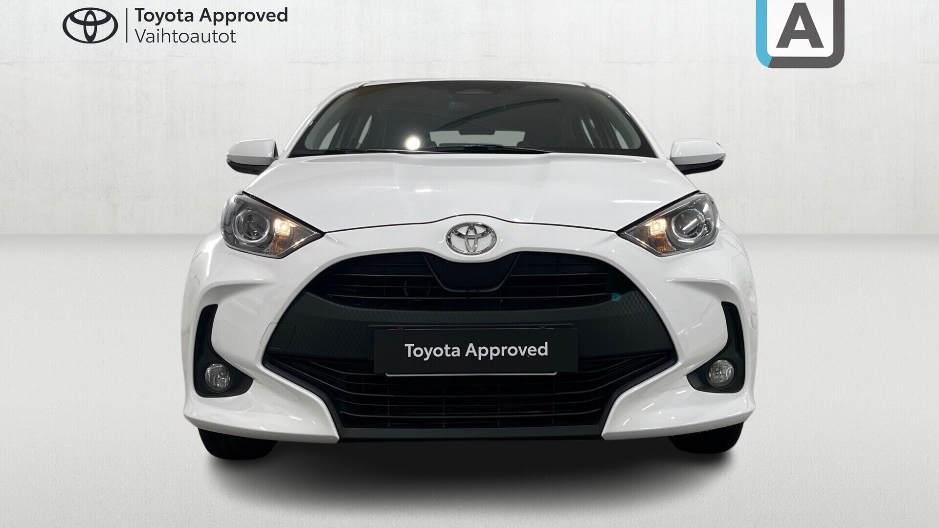 Toyota Yaris iso kuva 2