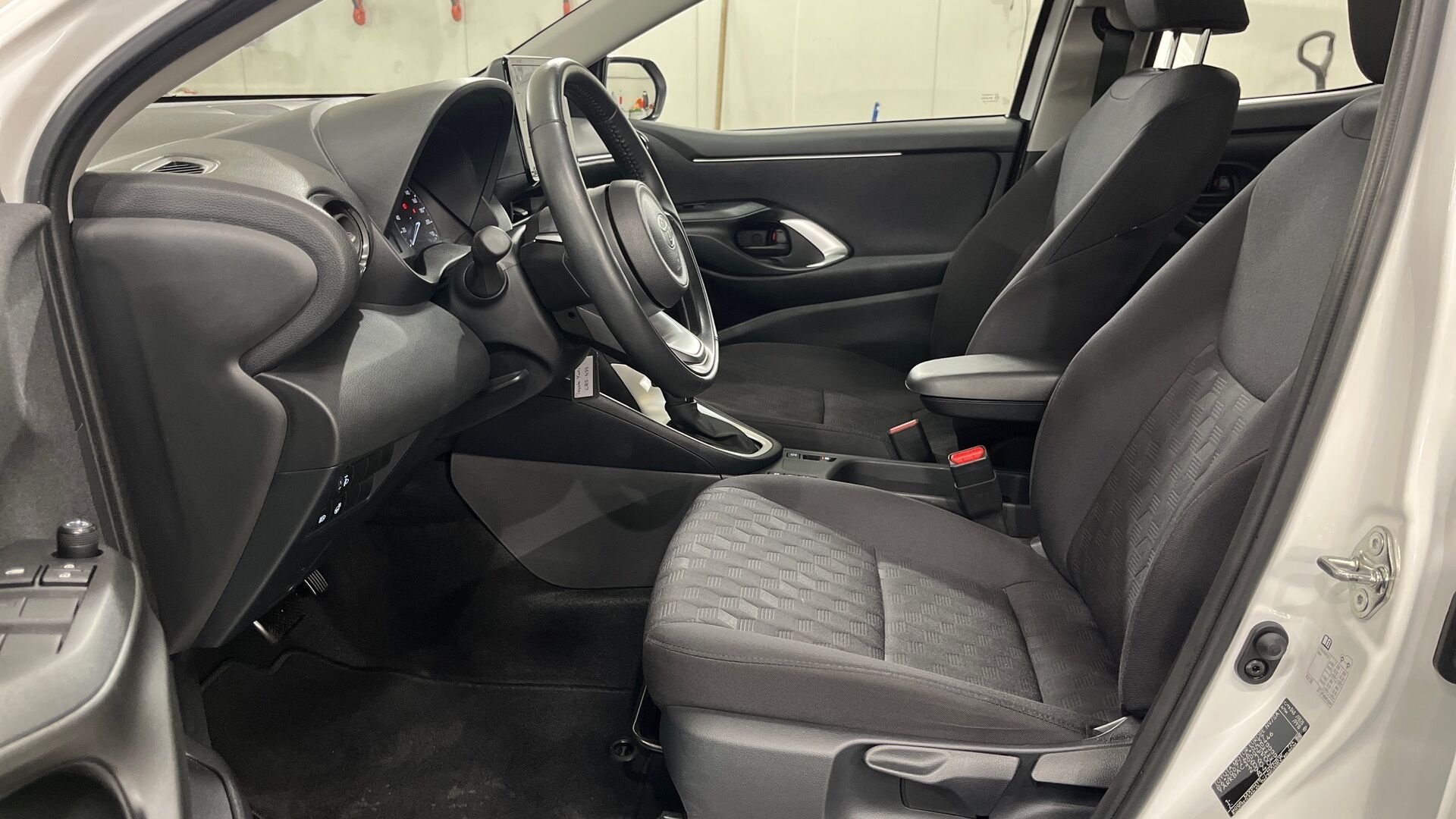 Toyota Yaris iso kuva 3