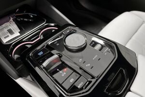 BMW i5 esikatselu 13