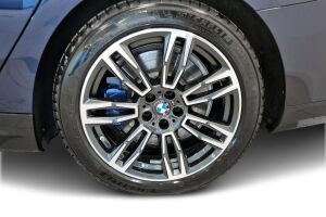 BMW i5 esikatselu 12