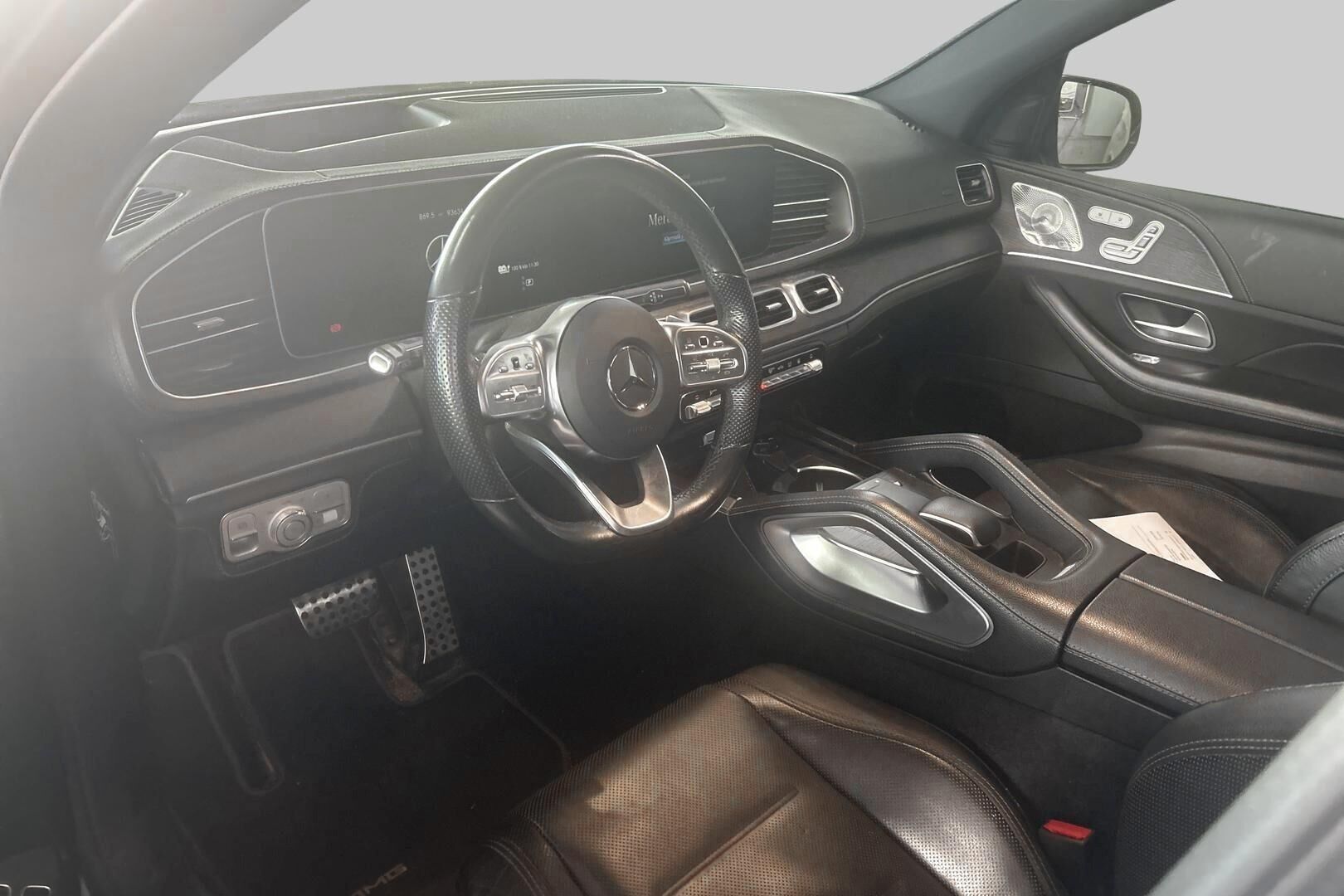 Mercedes-Benz GLE iso kuva 2
