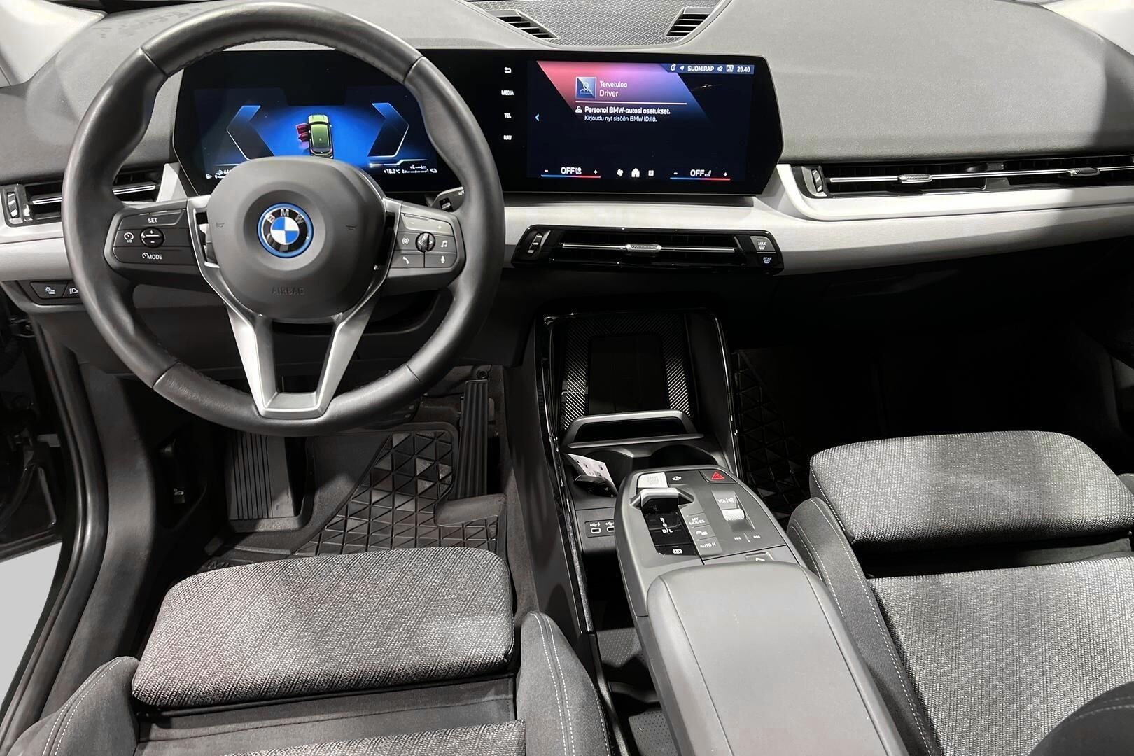 BMW X1 iso kuva 10