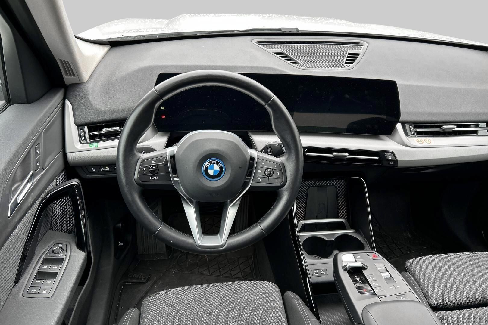 BMW X1 iso kuva 1