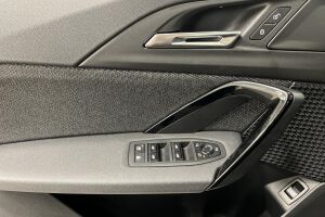 BMW X1 esikatselu 15