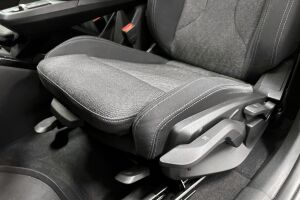 BMW X1 esikatselu 21