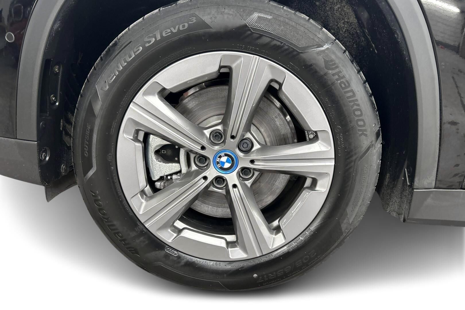 BMW X1 iso kuva 10