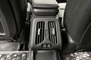 BMW X1 esikatselu 21