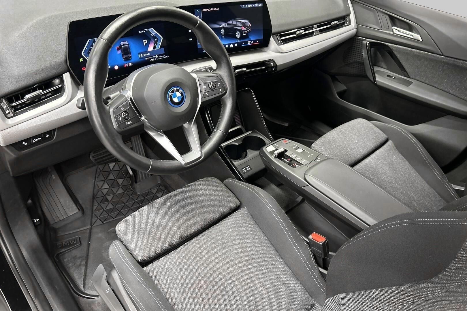 BMW X1 iso kuva 8