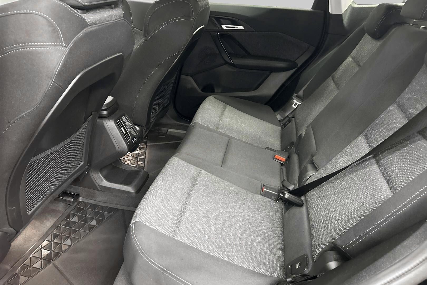 BMW X1 iso kuva 23