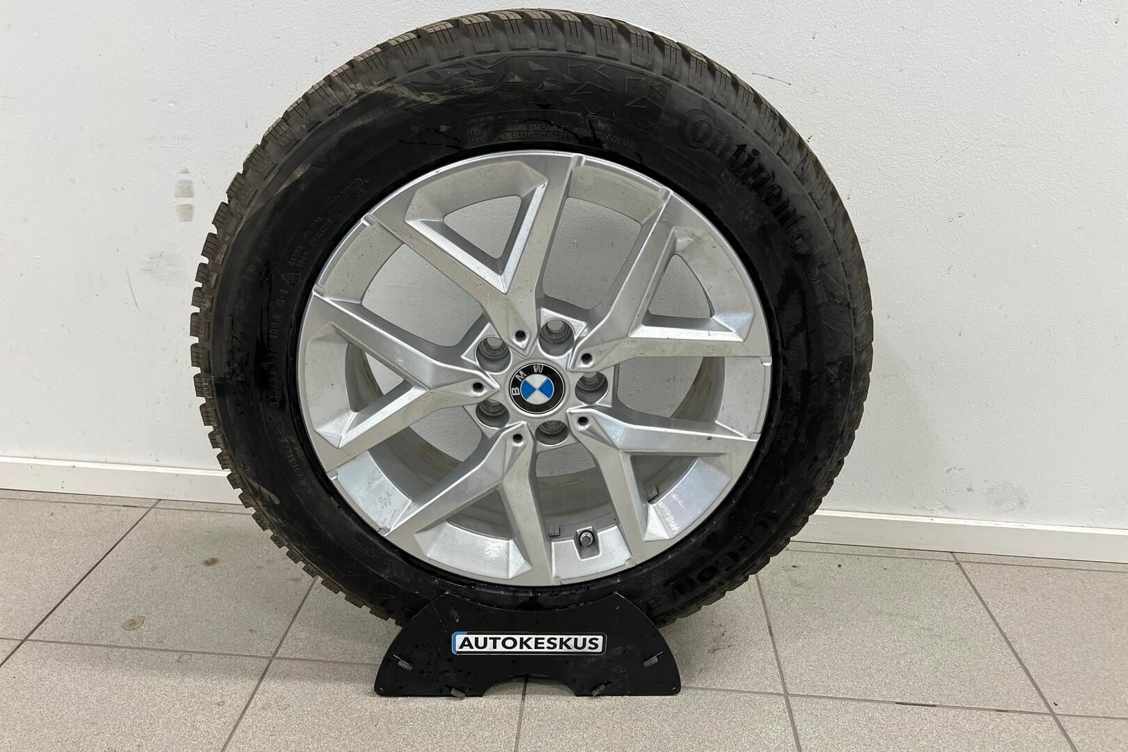 BMW X1 iso kuva 23