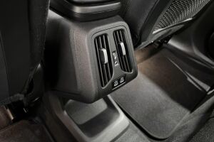 BMW X1 esikatselu 35