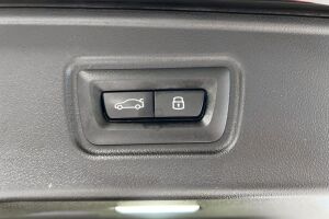 BMW i5 esikatselu 40