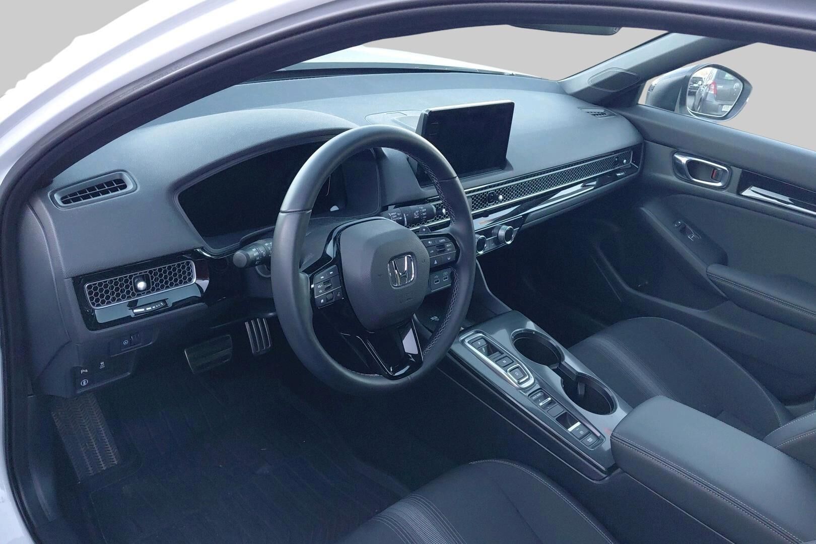 Honda Civic iso kuva 2