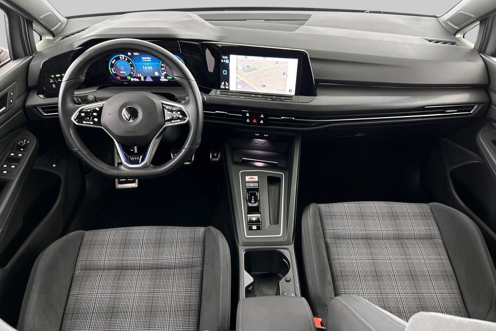 VOLKSWAGEN Golf iso kuva 11