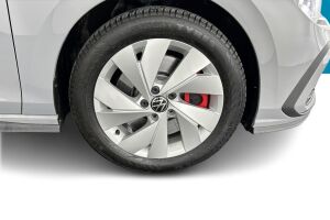 VOLKSWAGEN Golf esikatselu 13