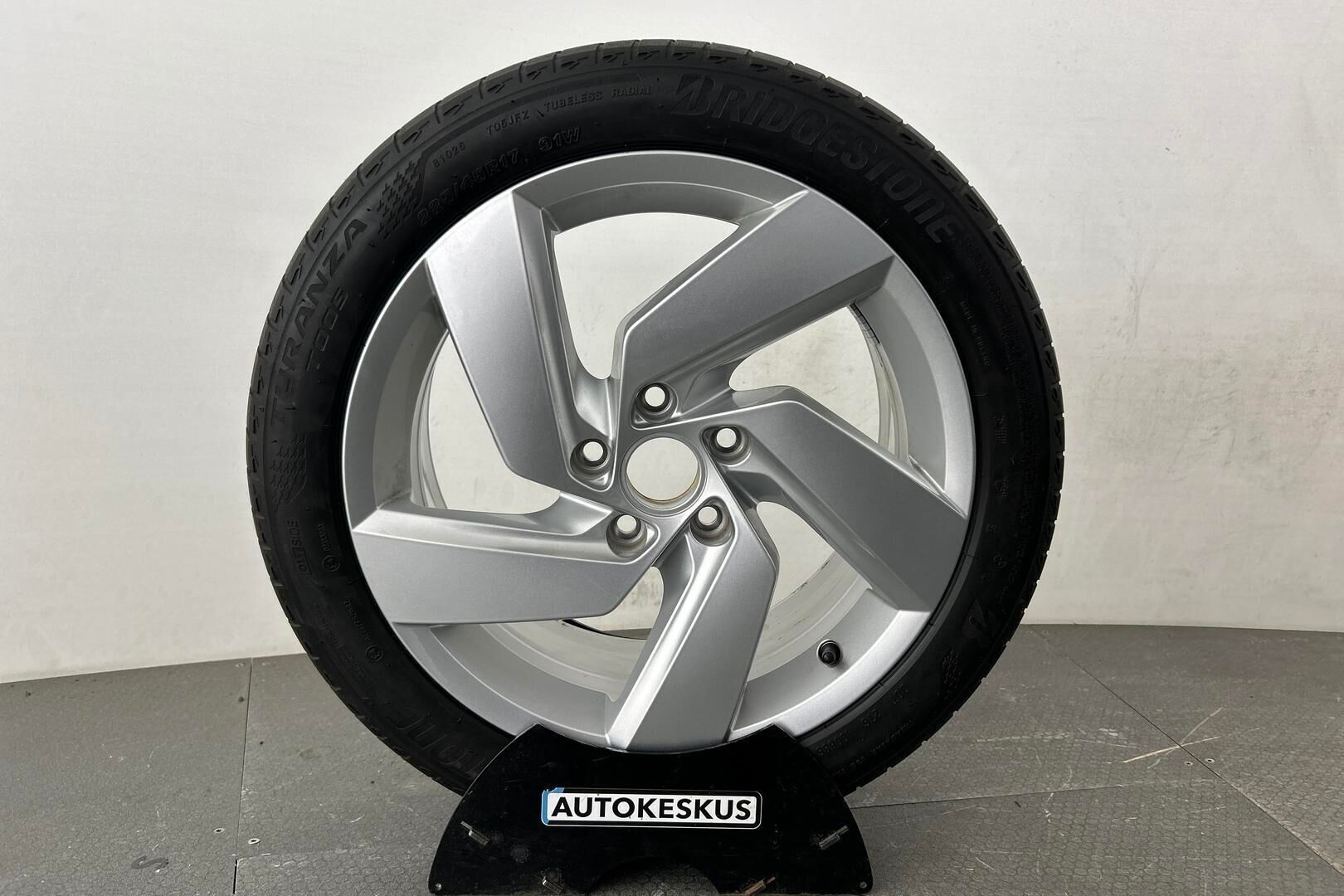 VOLKSWAGEN Golf iso kuva 14
