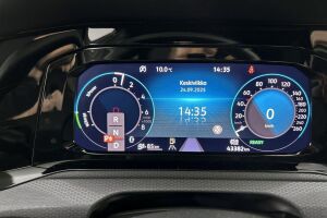 VOLKSWAGEN Golf esikatselu 15
