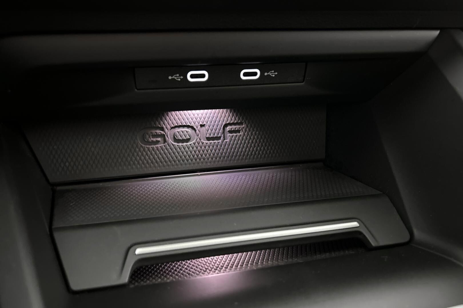 VOLKSWAGEN Golf iso kuva 20