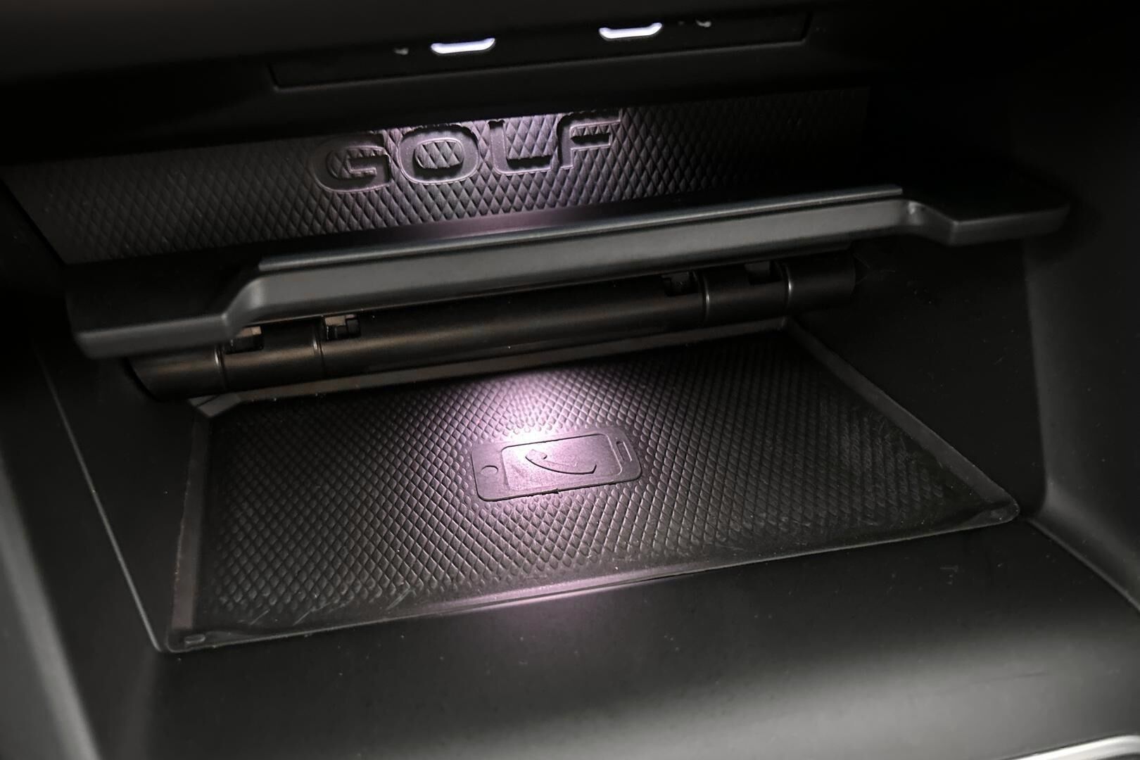VOLKSWAGEN Golf iso kuva 21