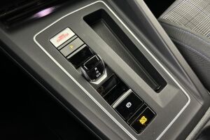 VOLKSWAGEN Golf esikatselu 22