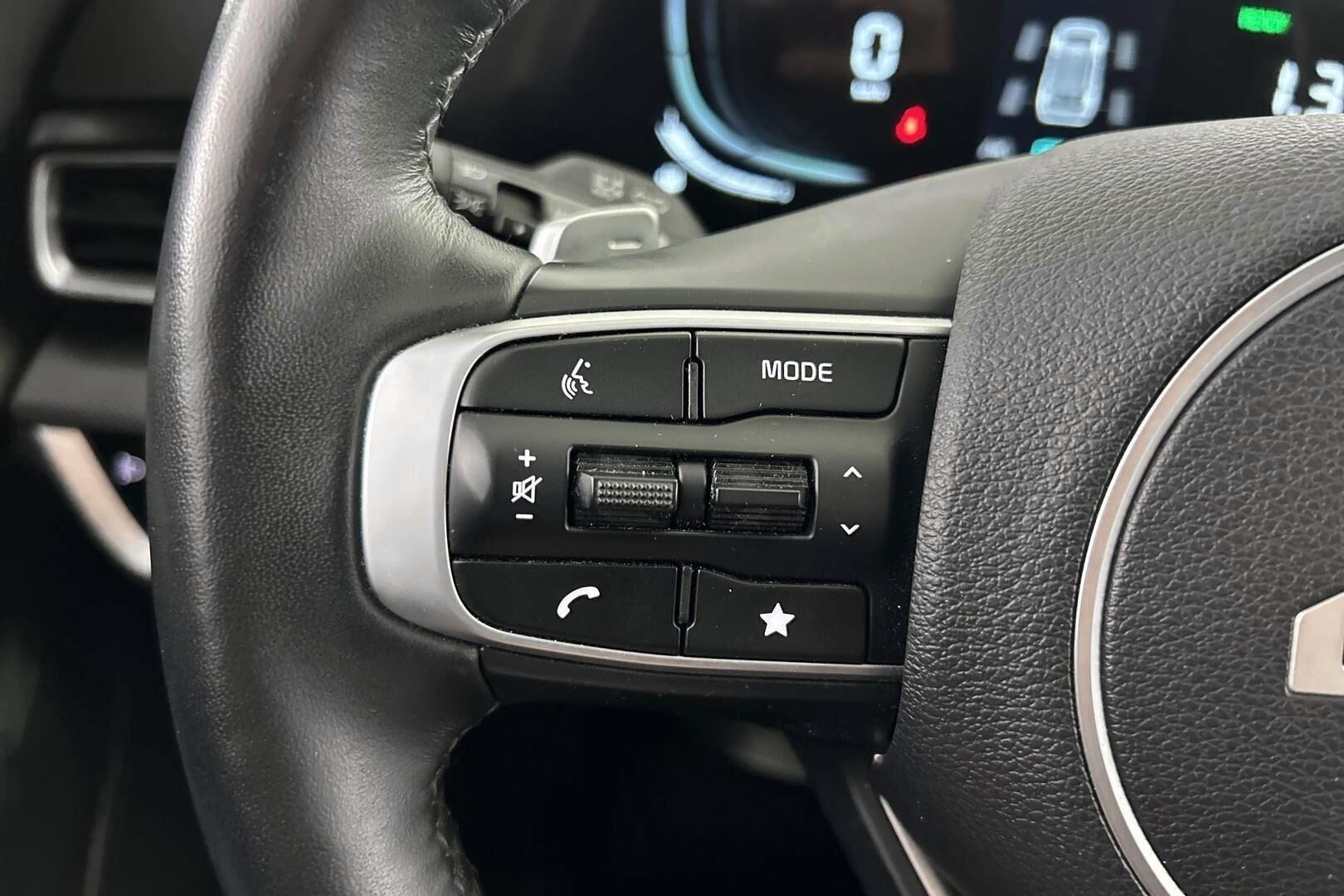 Kia Sportage iso kuva 22