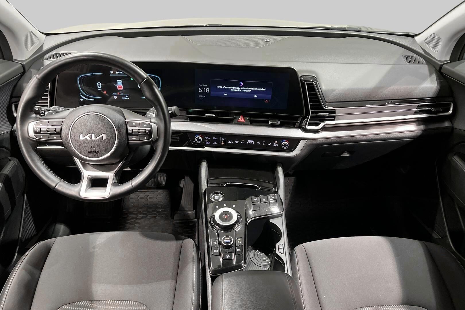 Kia Sportage iso kuva 10