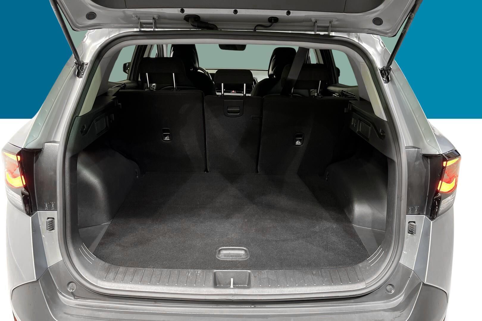 Kia Sportage iso kuva 12