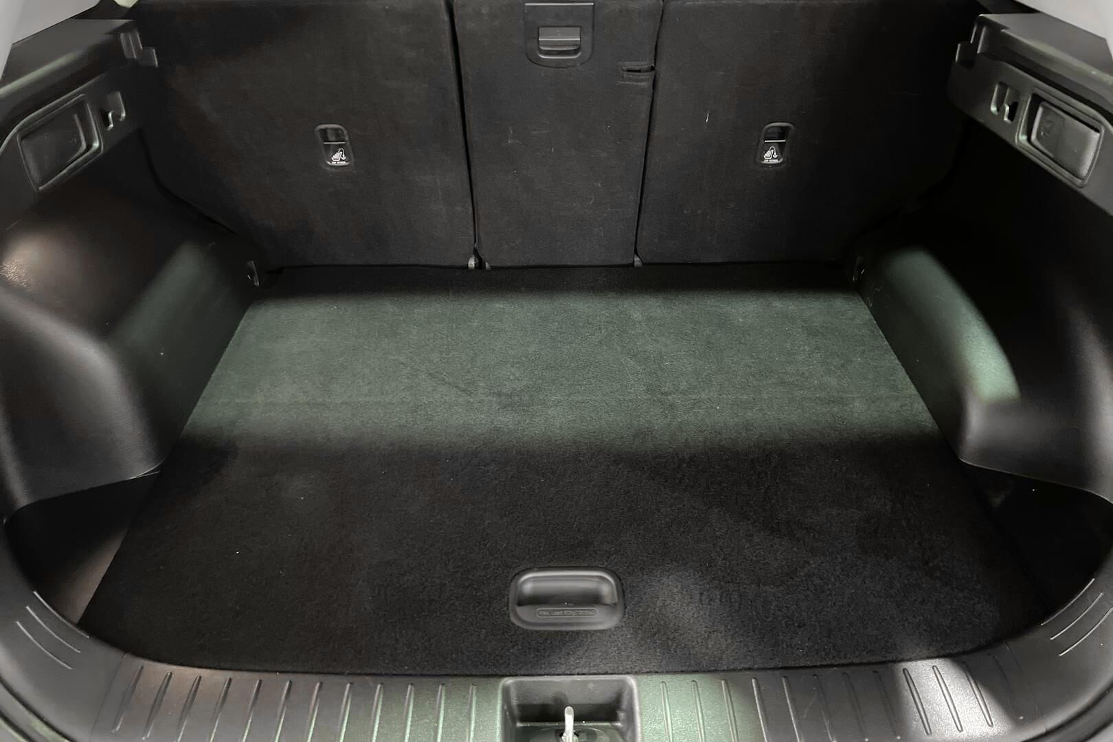 KIA Sportage iso kuva 16