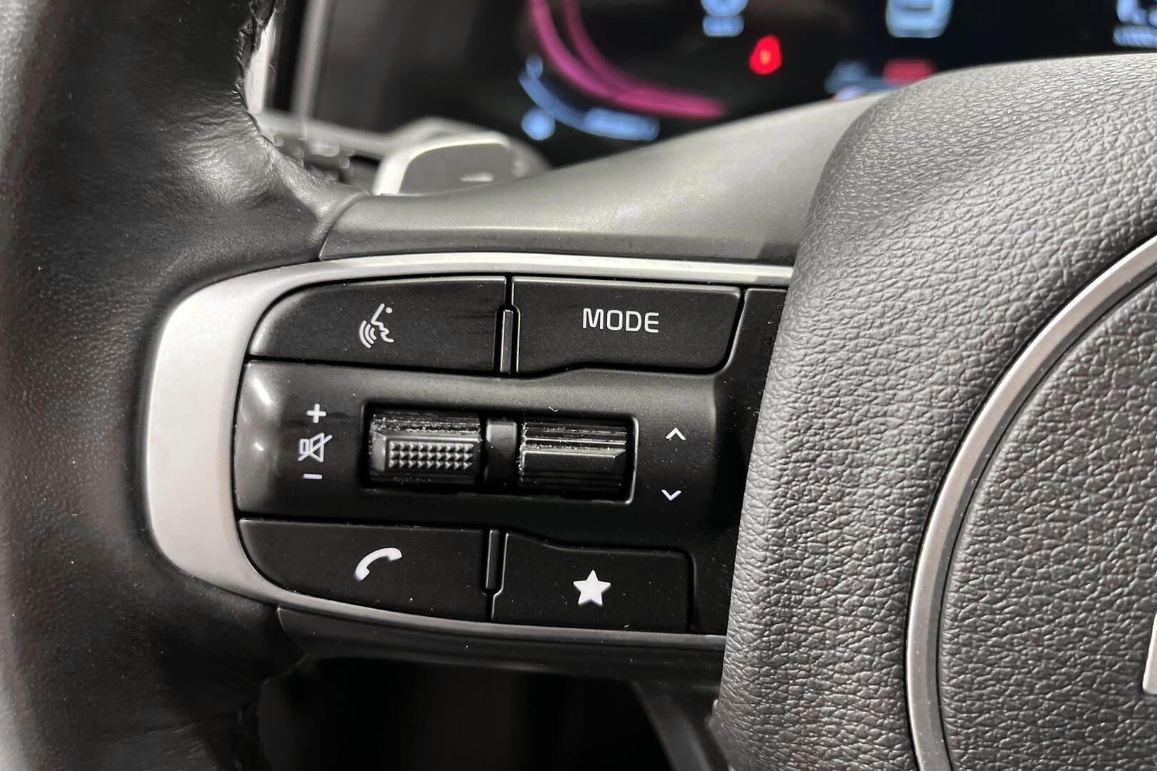 KIA Sportage iso kuva 6