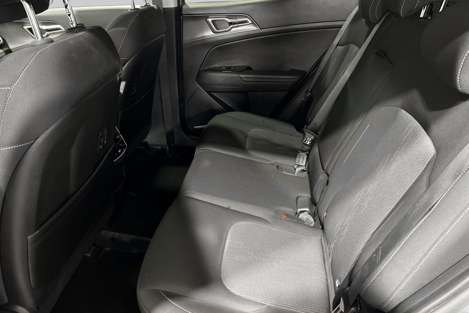 KIA Sportage iso kuva 15