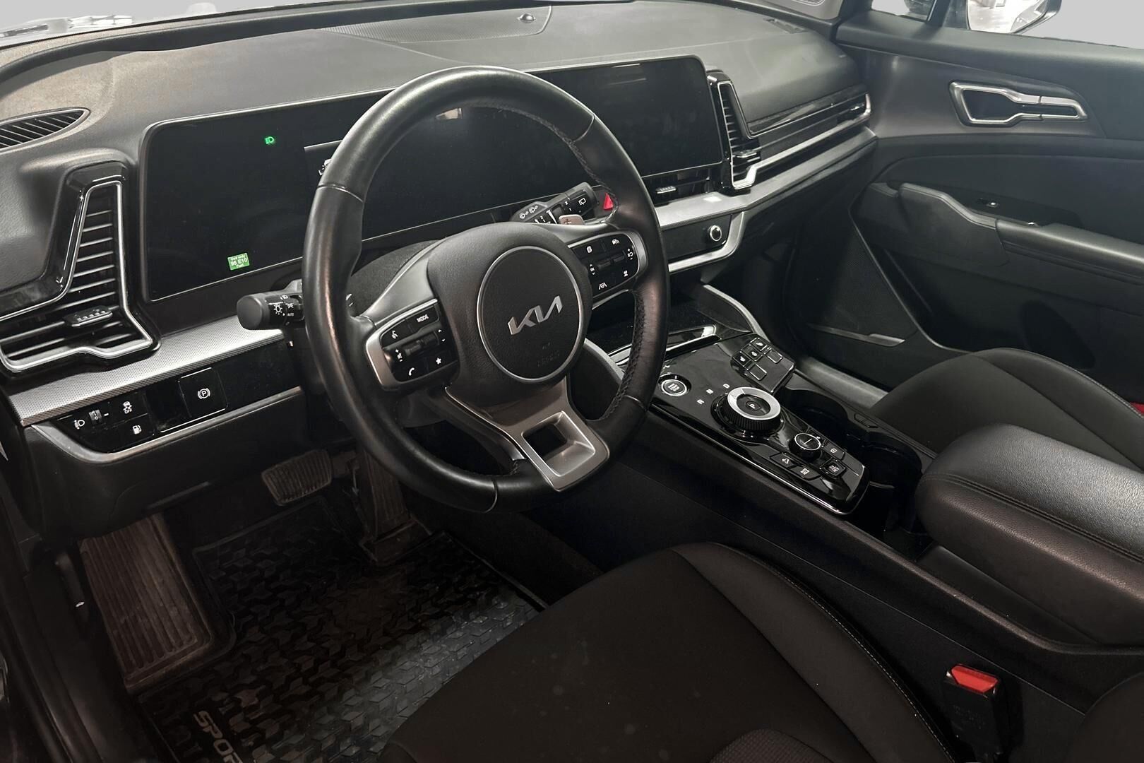 KIA Sportage iso kuva 2