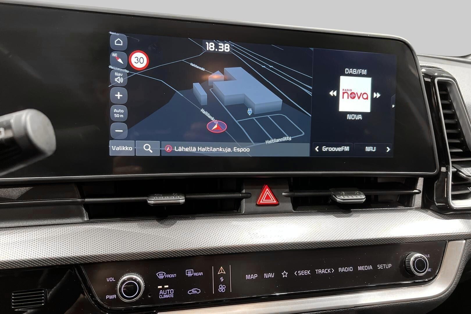 Kia Sportage iso kuva 15