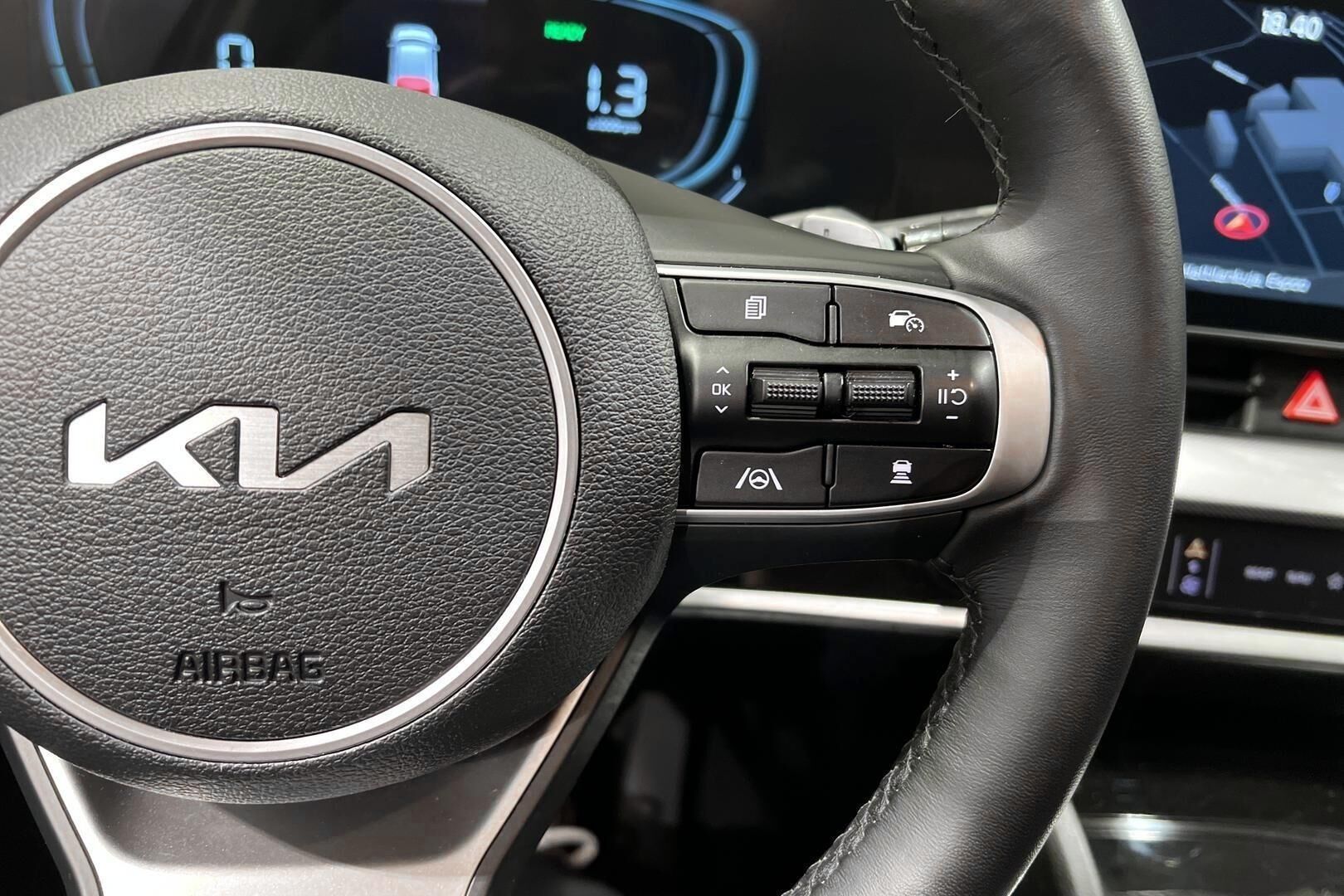 Kia Sportage iso kuva 24