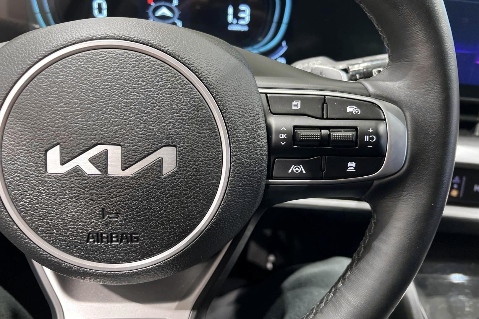 Kia Sportage iso kuva 26