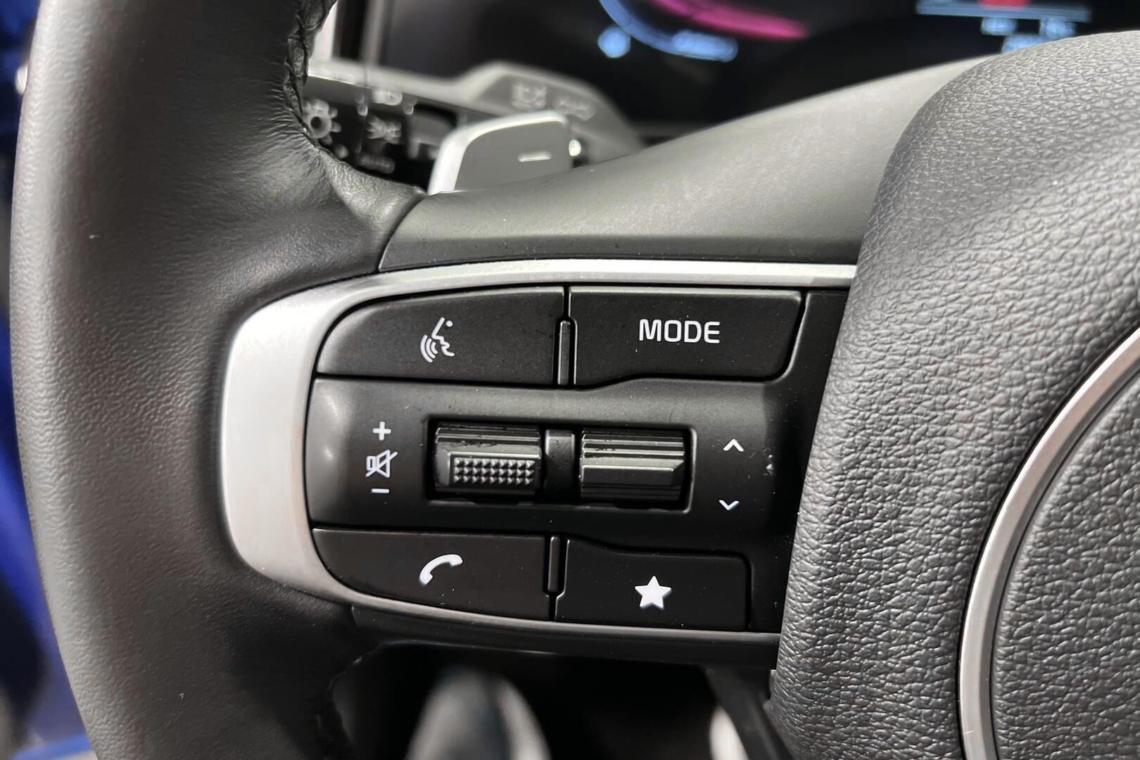 KIA Sportage iso kuva 15