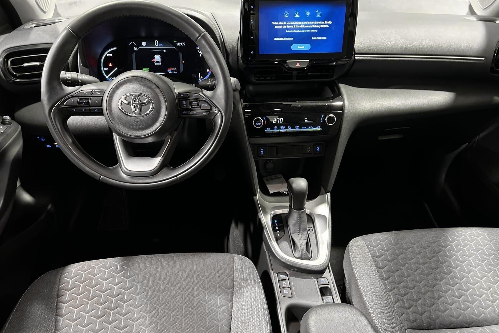 Toyota Yaris Cross iso kuva 10
