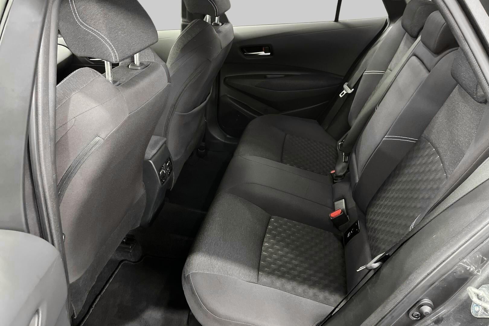 Toyota Corolla iso kuva 9