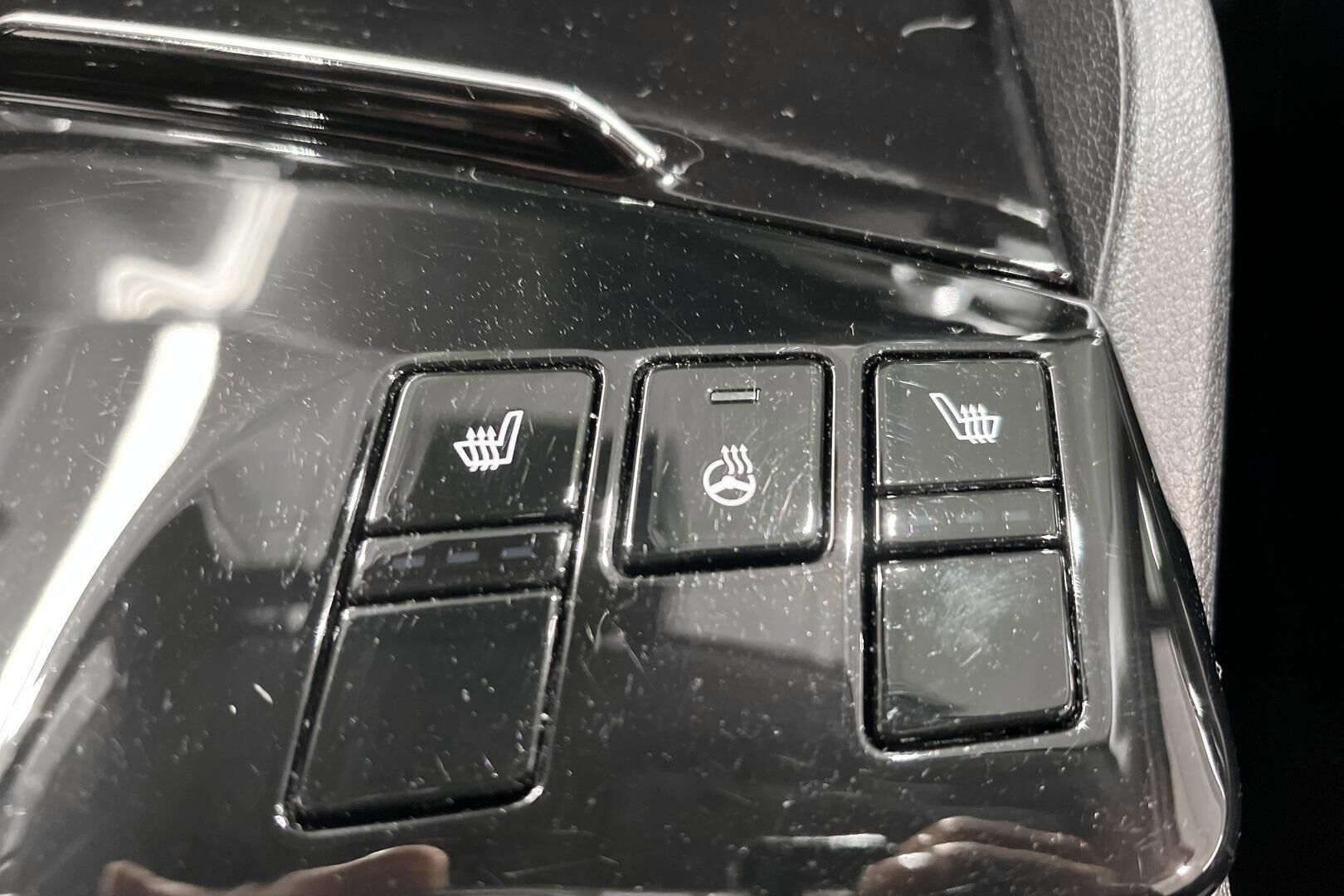 Kia Sportage iso kuva 23