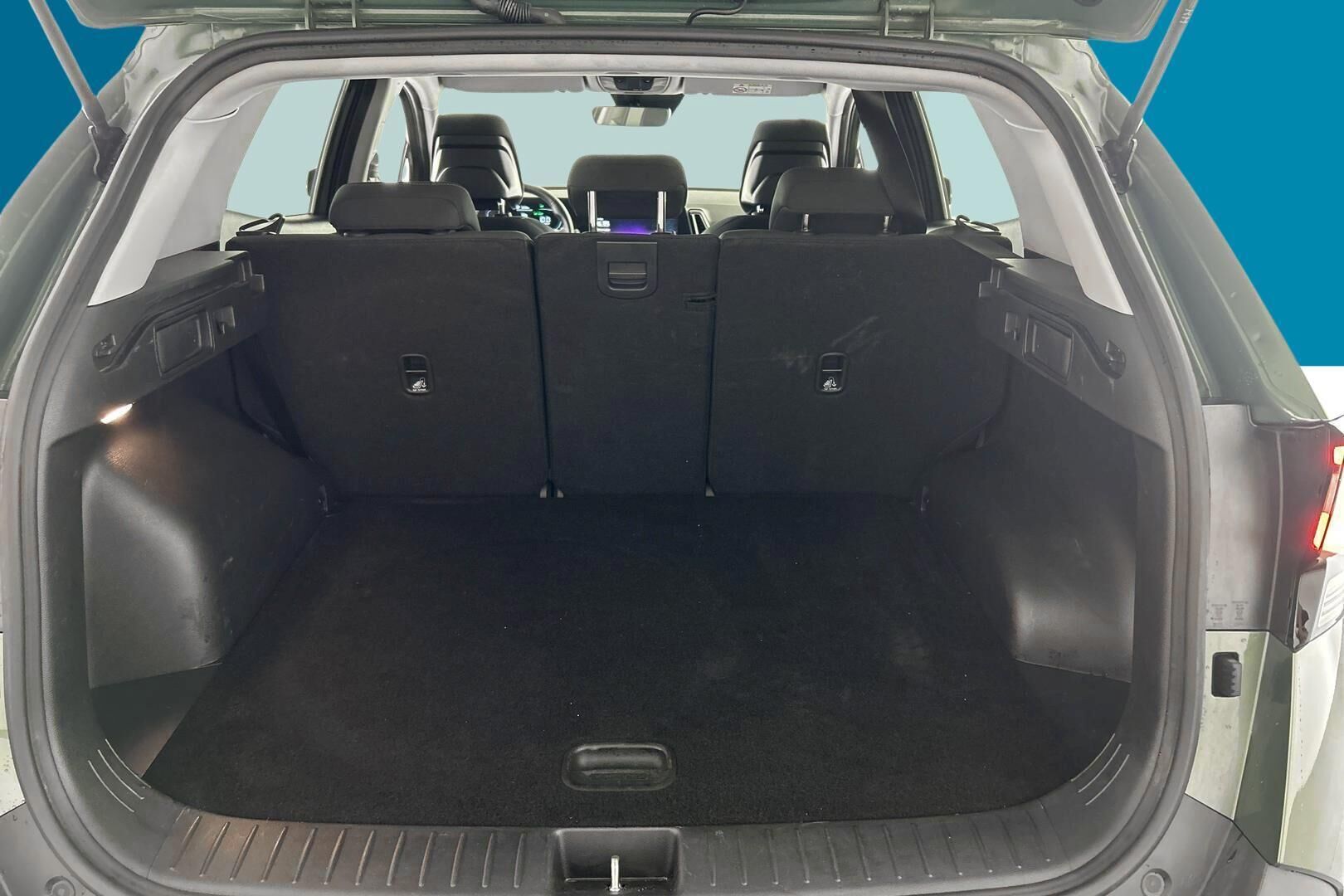 Kia Sportage iso kuva 11