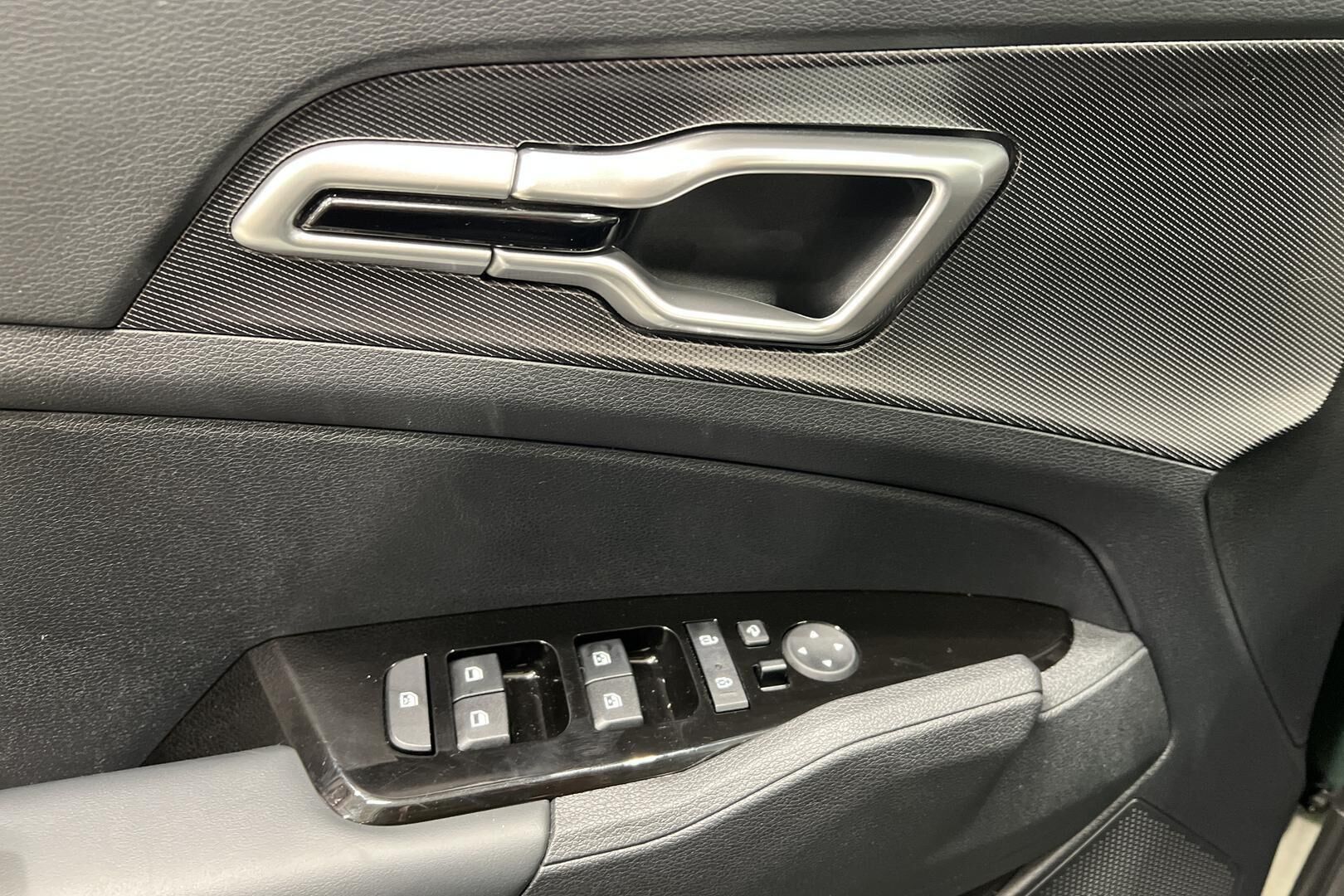 Kia Sportage iso kuva 26