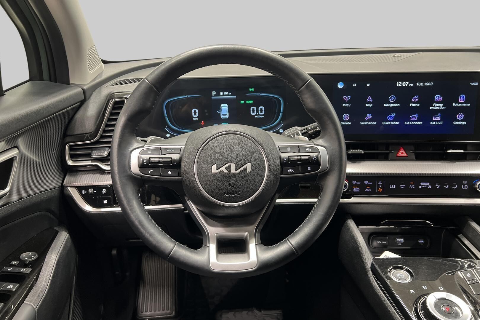 Kia Sportage iso kuva 28